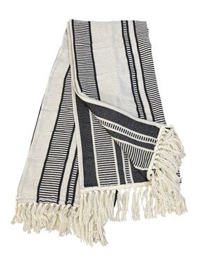 NEW Threshold Studio McGee Outdoor Throw Blanket Cream Black Woven Tasseled Boho